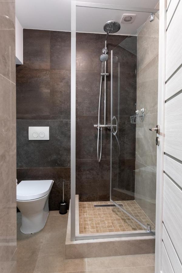Corso Apartments B&B Focşani Exteriör bild